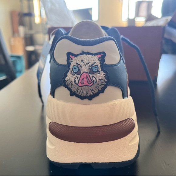 Demon Slayer Skechers theme - Picture 2 of 5